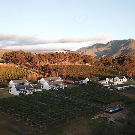 Hostal Endless Vineyards At Wildekrans Wine Estate Botrivier Exterior foto